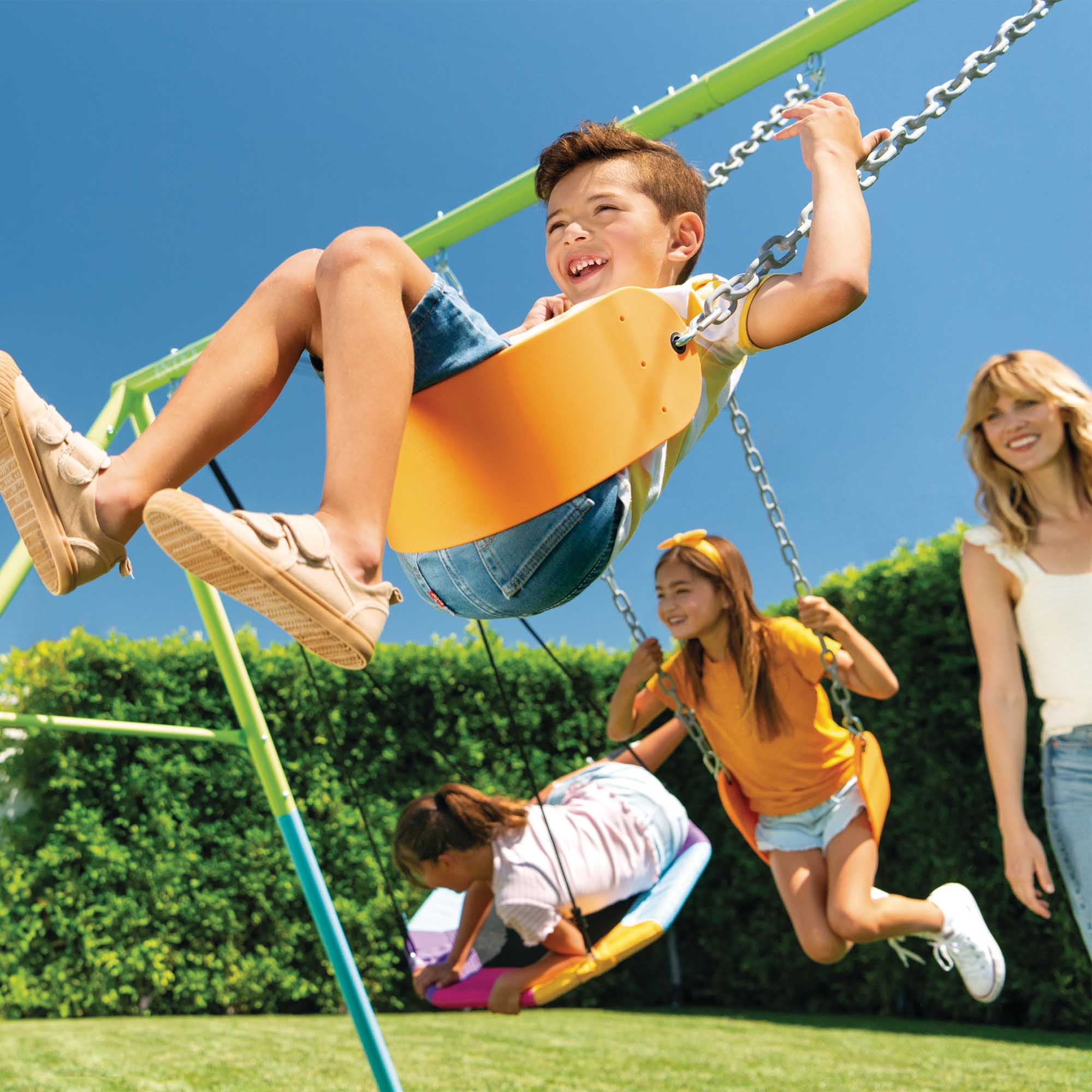 Качели с 3-функциональным игровым набором