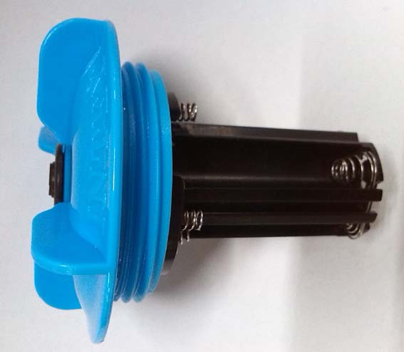 Корпус с крышкой для аккумуляторных батареек