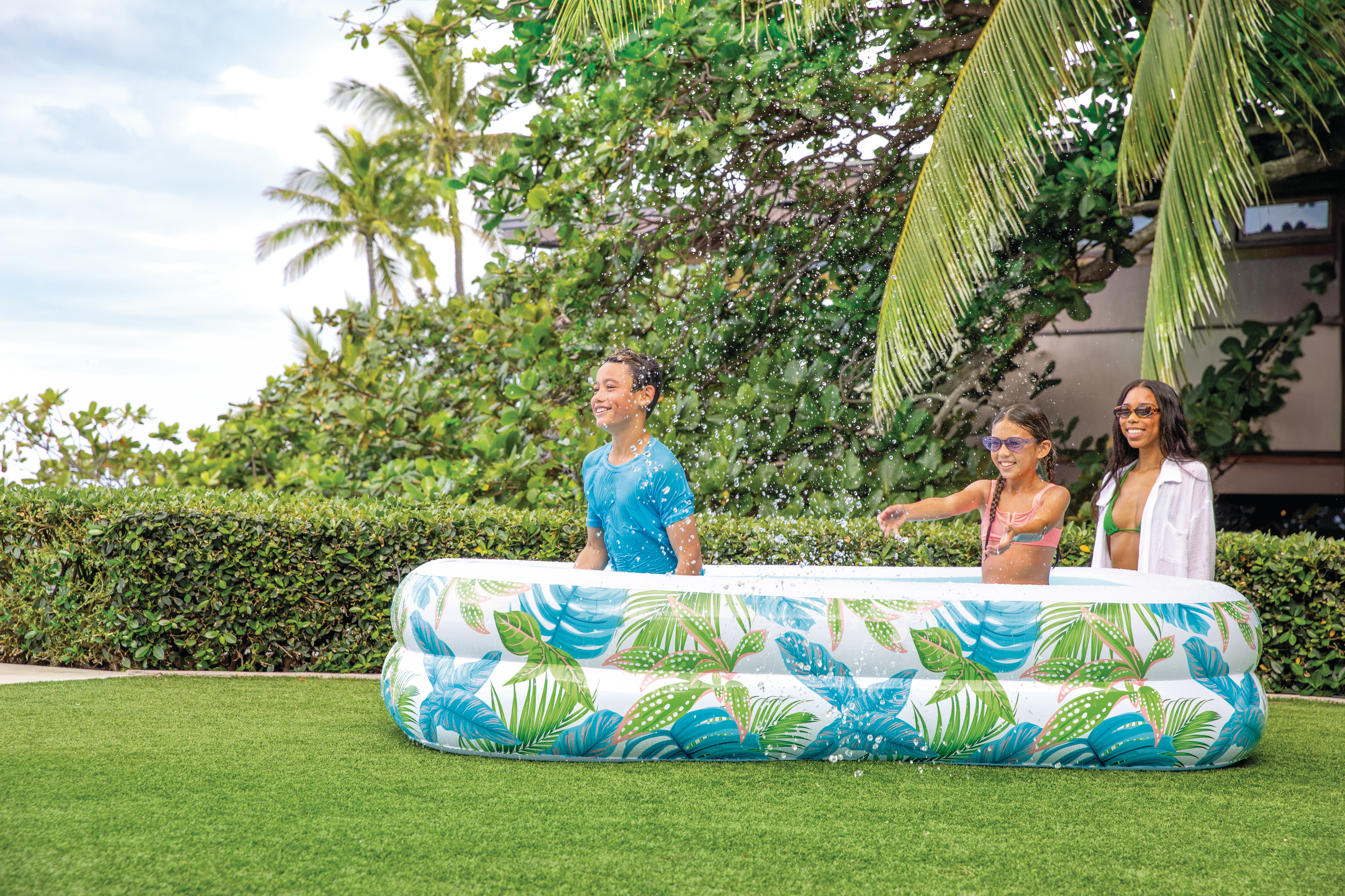 Сімейний надувний прямокутный басейн Swim Center