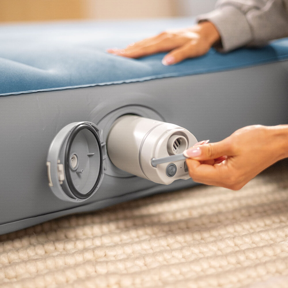 Двоспальне надувне ліжко INTEX Pillow Prestige Downy