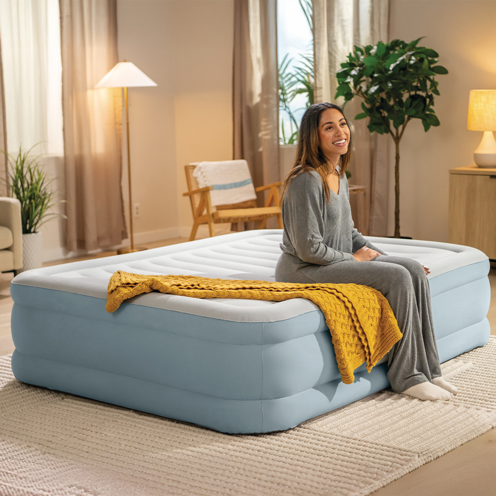 Двуспальная надувная кровать INTEX Trend Premium Comfort